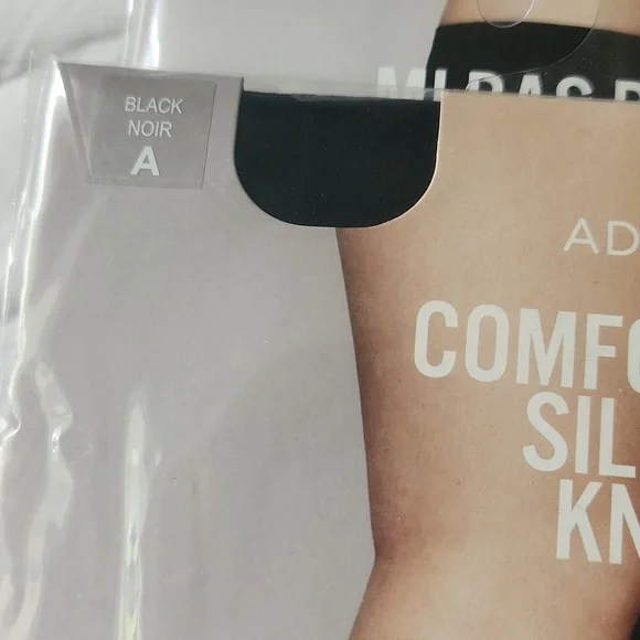 Pennington's Comfort Band Silky Sheer Knee High Panty Hose - Sizes A & B - Picture 4 of 6